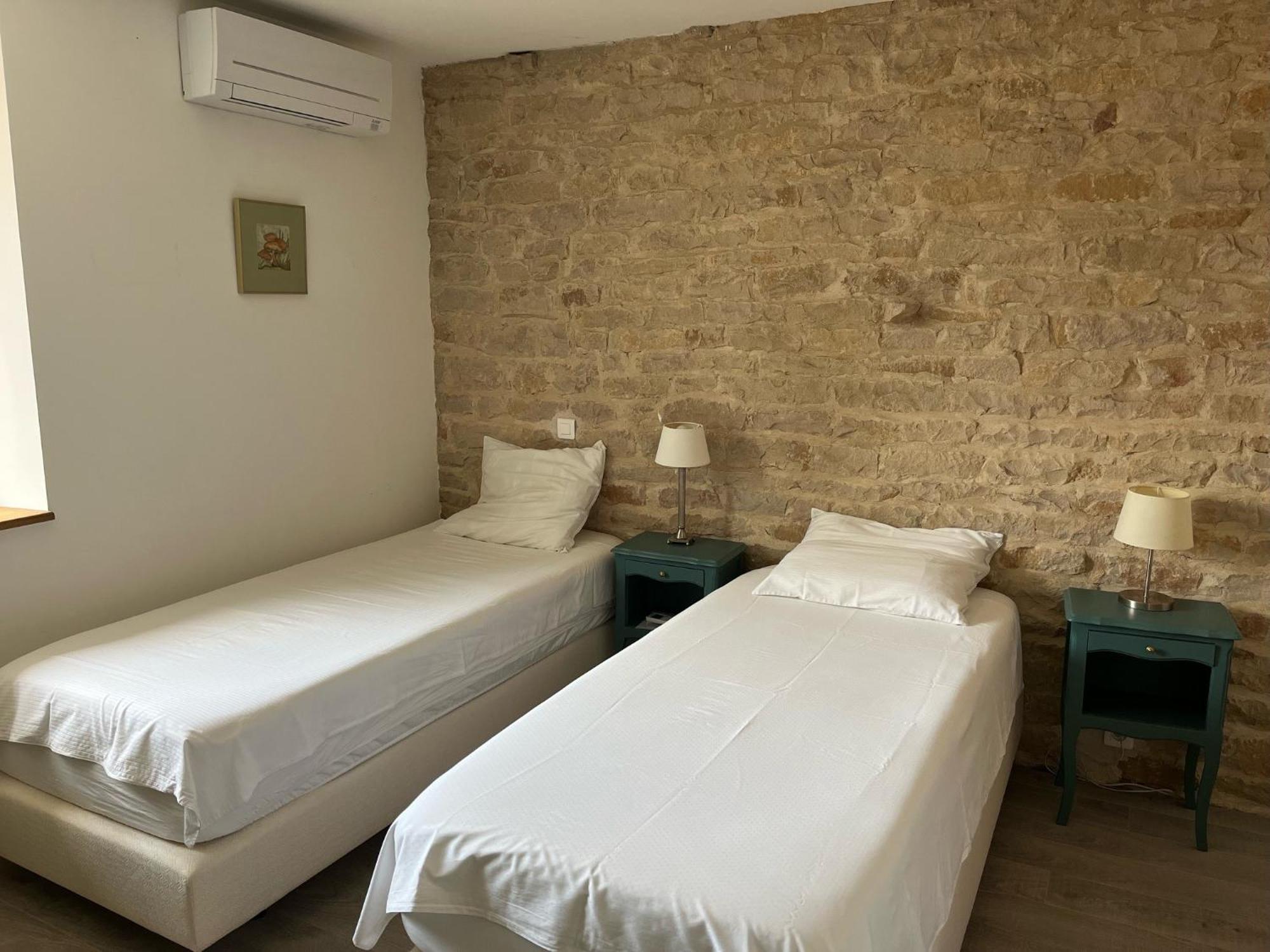 Auberg'Inn Sennecey-le-Grand Экстерьер фото